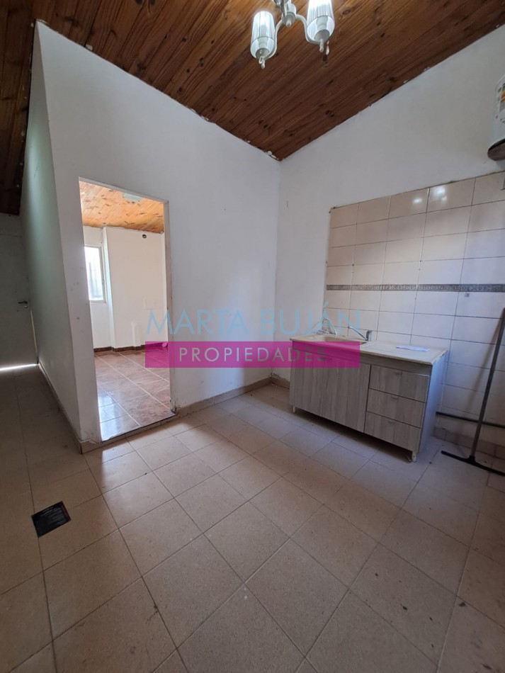 ALQUILER PH 2 AMBIENTES PB FRENTE