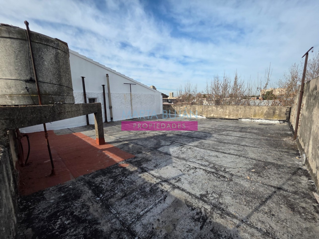 VENTA CASA EN DOCK SUD