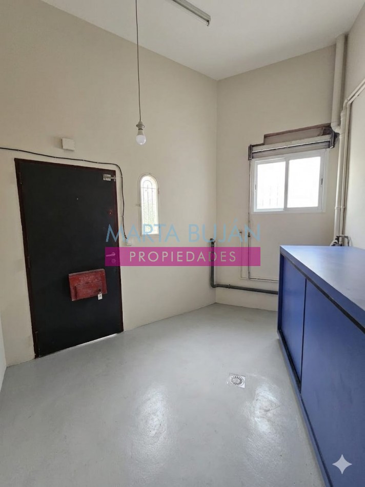 VENTA CASA EN PLANTAS. ESTANISLAO DEL CAMPO 1086-DOCK SUD