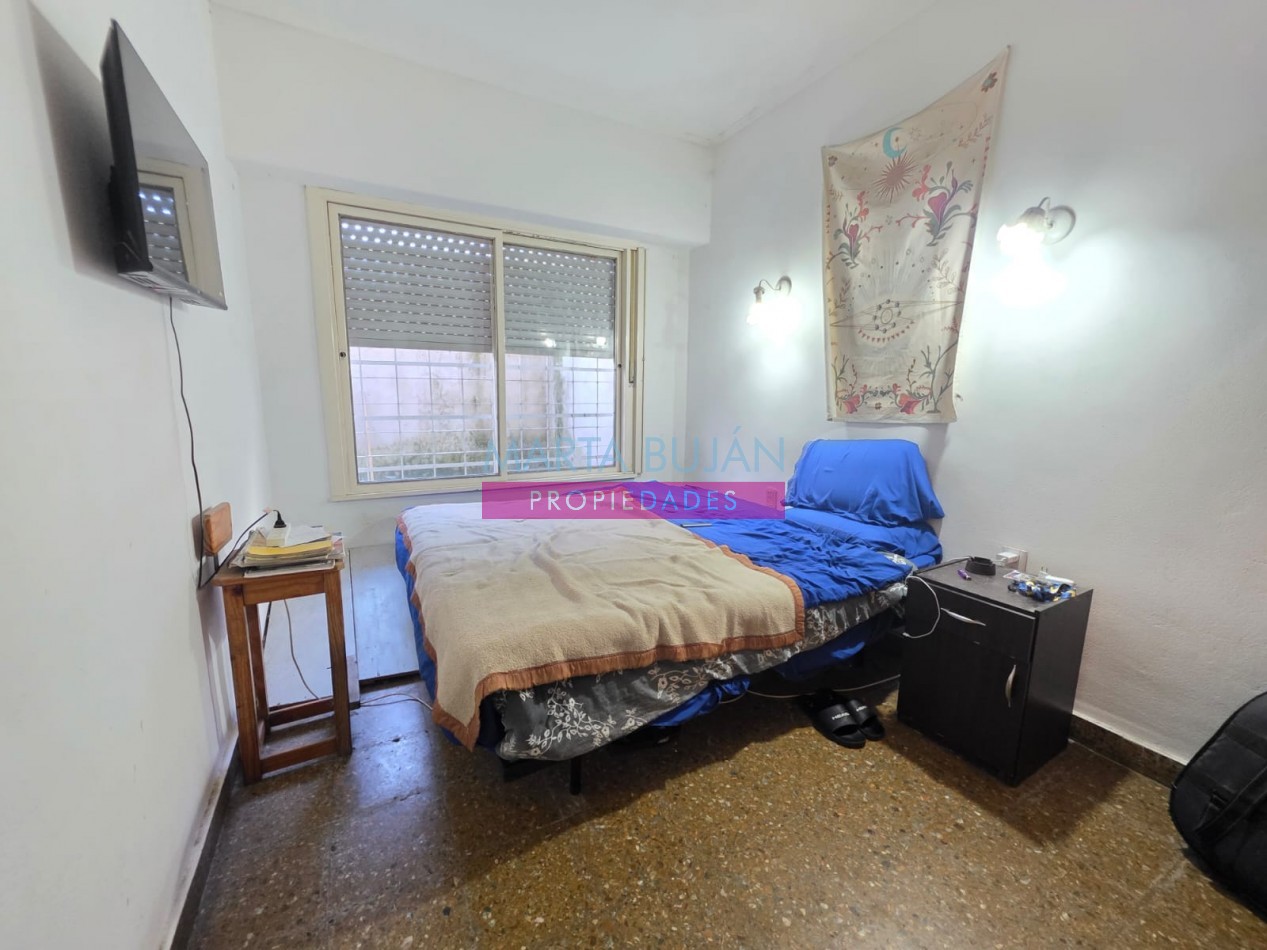 VENTA CASA IDEAL 2 FAMILIAS. M. CASTRO 2880 REMEDIOS DE ESCALADA