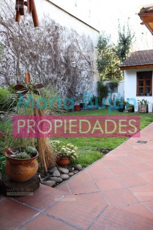 VENTA DE CASA 6 AMB V. DOMINICO