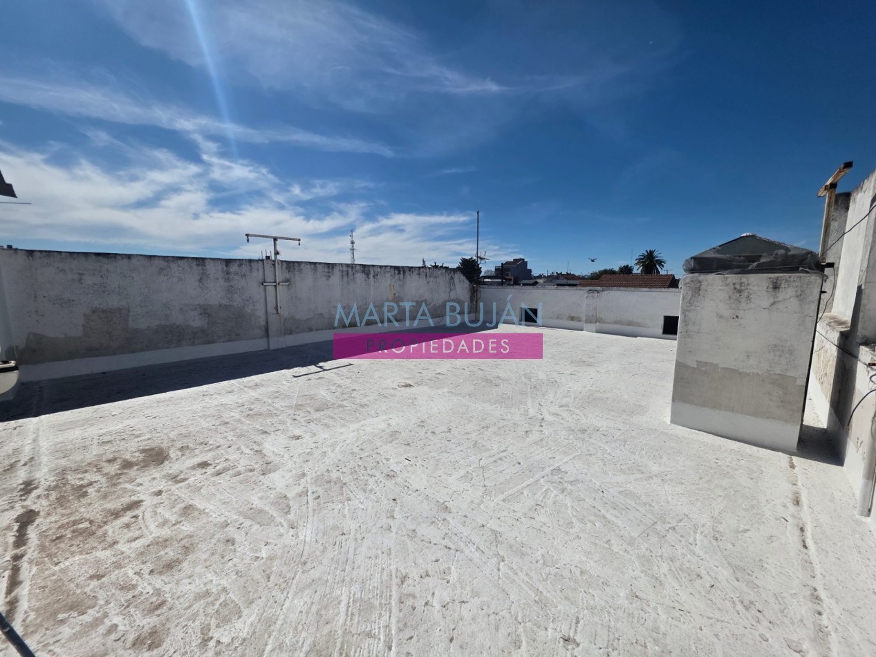 VENTA GALPON CON VIVIENDA. ZEBALLOS 1200. AVELLANEDA