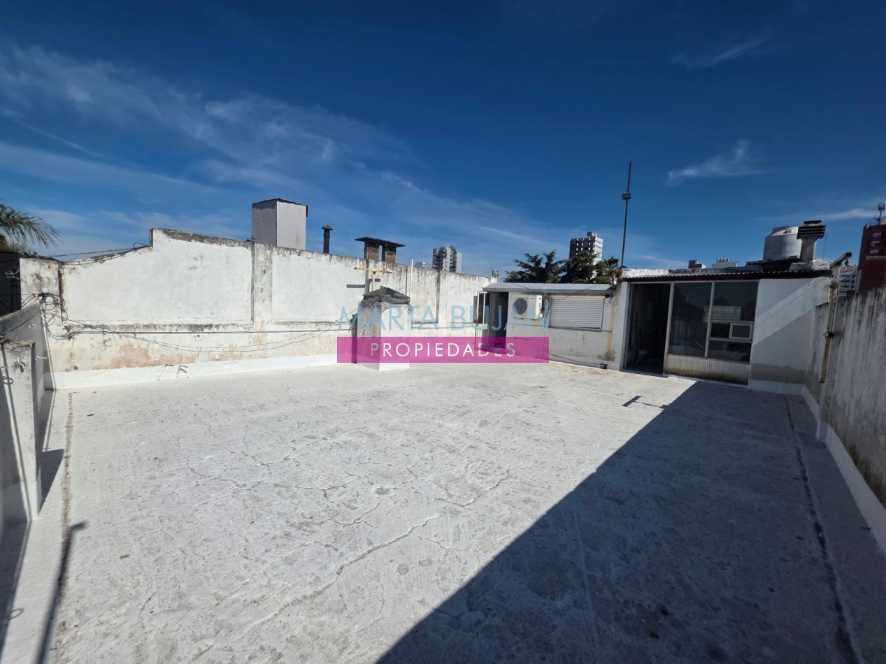 VENTA GALPON CON VIVIENDA. ZEBALLOS 1200. AVELLANEDA